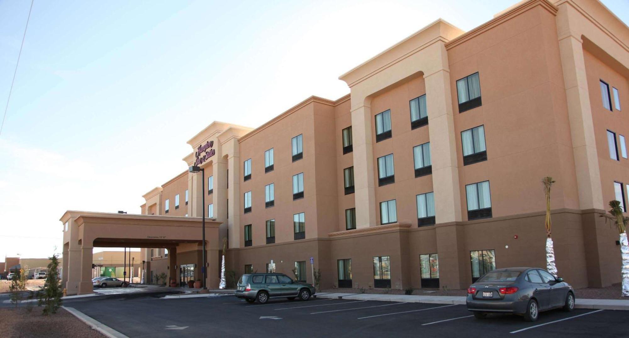 Hampton Inn & Suites Carlsbad Exterior foto